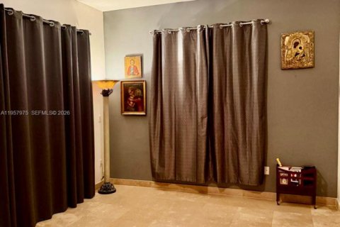 Купить виллу или дом в Майами, Флорида 3 спальни, 139.17м2, № 2025693 - фото 18