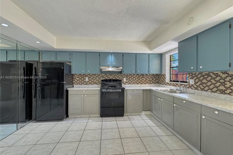 Купить кондоминиум в Норт-Лодердейл, Флорида 2 спальни, 142.14м2, № 2016022 - фото 6