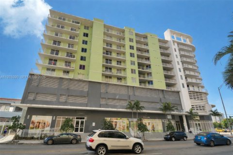 Condo à Miami, Floride, 2 chambres  № 2079751