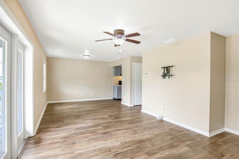 Copropriété à louer à Saint Petersburg, Floride: 1 chambre, 62.06 m2 № 2156516 - photo 3