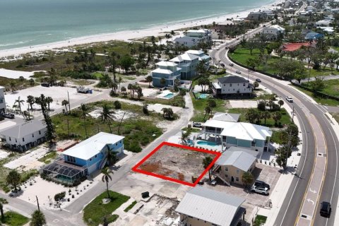 Land in Fort Myers, Florida № 1775770 - photo 1