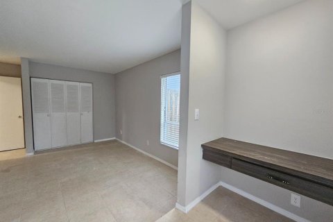 Apartment in Tampa, Florida 1 bedroom, 1521.18 sq.m. № 1850107 - photo 10