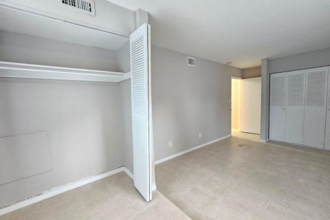 Apartment in Tampa, Florida 1 bedroom, 1521.18 sq.m. № 1850107 - photo 9