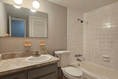 Apartment in Tampa, Florida 1 bedroom, 1521.18 sq.m. № 1850107 - photo 11