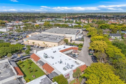 Купить коммерческую недвижимость в Майами, Флорида № 2060739 - фото 27