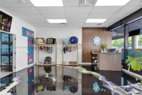 Купить коммерческую недвижимость в Майами, Флорида № 2060739 - фото 7