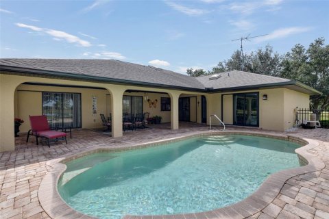 Villa ou maison à vendre à Punta Gorda, Floride: 4 chambres, 239.59 m2 № 2395726 - photo 6