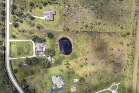 Villa ou maison à vendre à Punta Gorda, Floride: 4 chambres, 239.59 m2 № 2395726 - photo 13