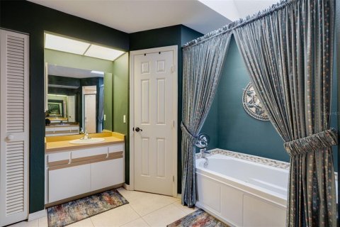 Villa ou maison à vendre à Punta Gorda, Floride: 4 chambres, 239.59 m2 № 2395726 - photo 25