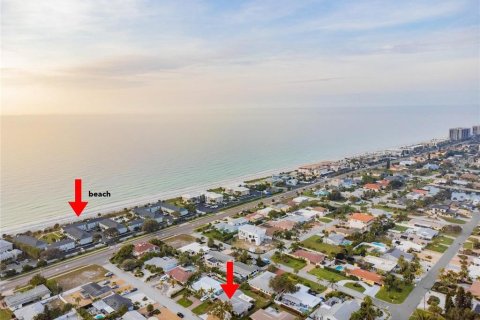 Villa ou maison à louer à Belleair Beach, Floride: 3 chambres, 159.51 m2 № 1808006 - photo 1