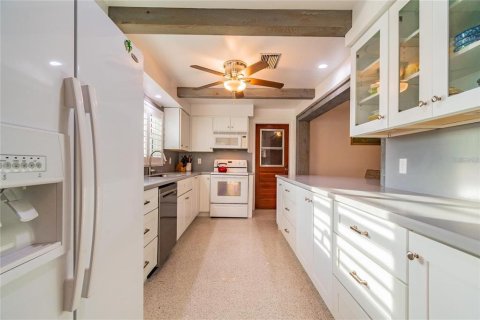 Villa ou maison à louer à Belleair Beach, Floride: 3 chambres, 159.51 m2 № 1808006 - photo 6