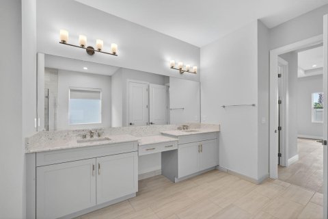 House in Palm Beach Gardens, Florida 4 bedrooms, 223.43 sq.m. № 2146407 - photo 25