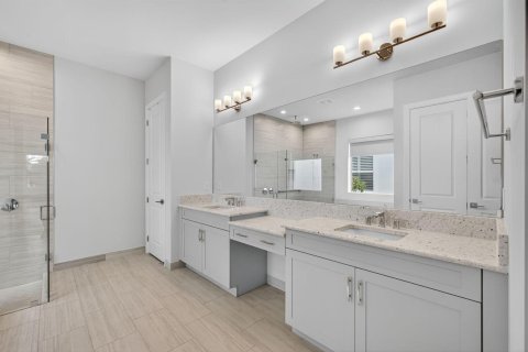 House in Palm Beach Gardens, Florida 4 bedrooms, 223.43 sq.m. № 2146407 - photo 23