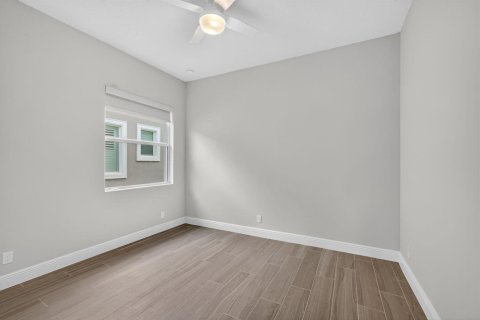 House in Palm Beach Gardens, Florida 4 bedrooms, 223.43 sq.m. № 2146407 - photo 30