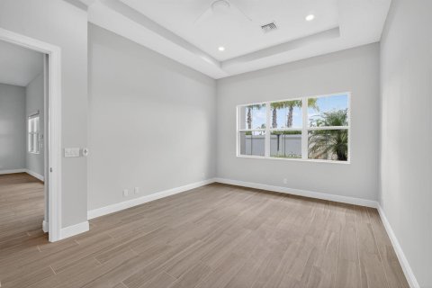 House in Palm Beach Gardens, Florida 4 bedrooms, 223.43 sq.m. № 2146407 - photo 21