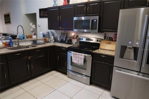 Купить виллу или дом в Орландо, Флорида 8 комнат, 210.61м2, № 2210182 - фото 25