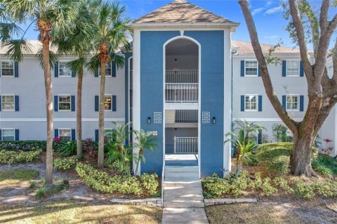 Condominio en venta en Longwood, Florida, 2 dormitorios, 126.81 m2 № 1523595 - foto 1