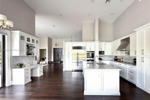 Casa en venta en Weston, Florida, 7 dormitorios, 365.38 m2 № 1699297 - foto 9