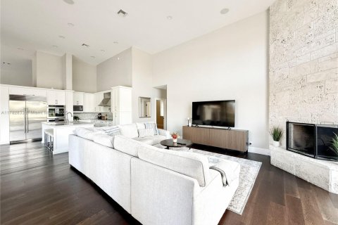 Casa en venta en Weston, Florida, 7 dormitorios, 365.38 m2 № 1699297 - foto 19