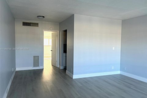 Condo in Boynton Beach, Florida, 1 bedroom  № 2052836 - photo 5