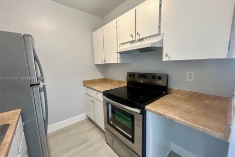 Condo in Boynton Beach, Florida, 1 bedroom  № 2052836 - photo 7