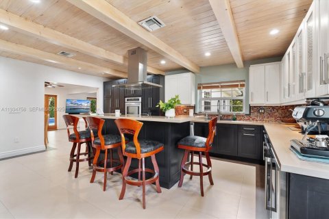 Villa ou maison à vendre à Miami Shores, Floride: 5 chambres, 257.34 m2 № 1993459 - photo 20