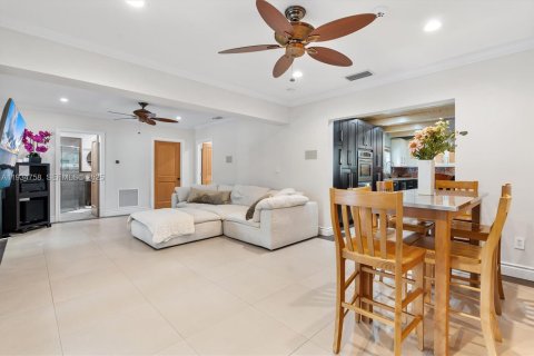 Villa ou maison à vendre à Miami Shores, Floride: 5 chambres, 257.34 m2 № 1993459 - photo 10