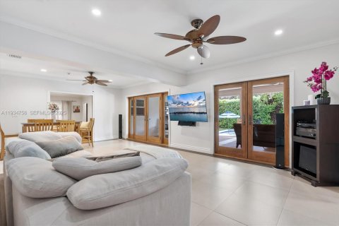 Villa ou maison à vendre à Miami Shores, Floride: 5 chambres, 257.34 m2 № 1993459 - photo 12