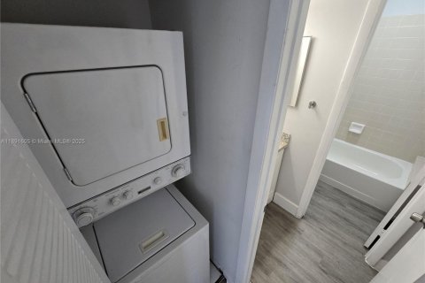 Condo in Homestead, Florida, 2 bedrooms  № 1944125 - photo 22