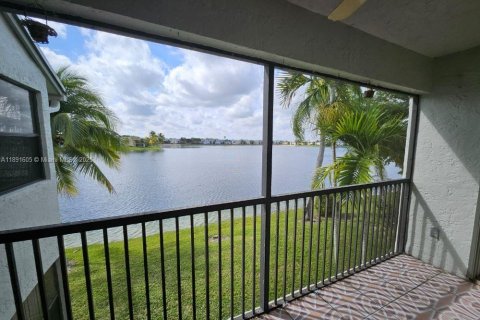 Condo in Homestead, Florida, 2 bedrooms  № 1944125 - photo 3