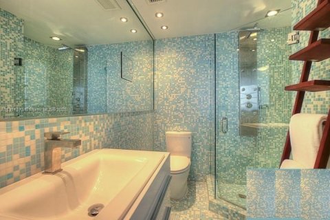 Copropriété à louer à Miami Beach, Floride: 2 chambres, 130.34 m2 № 1967636 - photo 3