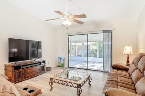 Villa ou maison à vendre à Ponce Inlet, Floride: 3 chambres, 131.18 m2 № 2284277 - photo 15