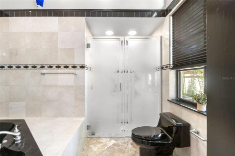 Villa ou maison à vendre à Sarasota, Floride: 5 chambres, 233.18 m2 № 1813032 - photo 30