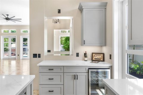 Villa ou maison à vendre à Sarasota, Floride: 5 chambres, 233.18 m2 № 1813032 - photo 14