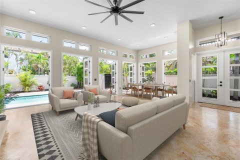 Villa ou maison à vendre à Sarasota, Floride: 5 chambres, 233.18 m2 № 1813032 - photo 7