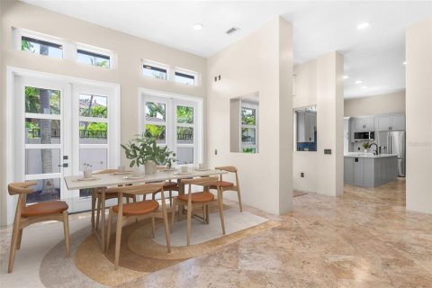 Villa ou maison à vendre à Sarasota, Floride: 5 chambres, 233.18 m2 № 1813032 - photo 18