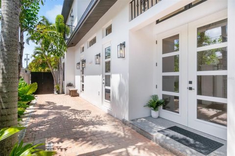 Villa ou maison à vendre à Sarasota, Floride: 5 chambres, 233.18 m2 № 1813032 - photo 5