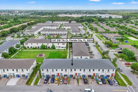 Adosado en venta en Florida City, Florida, 3 dormitorios, 136.19 m2 № 2000472 - foto 3