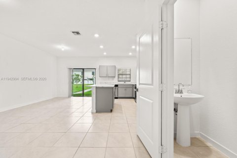 Adosado en venta en Florida City, Florida, 3 dormitorios, 136.19 m2 № 2000472 - foto 18