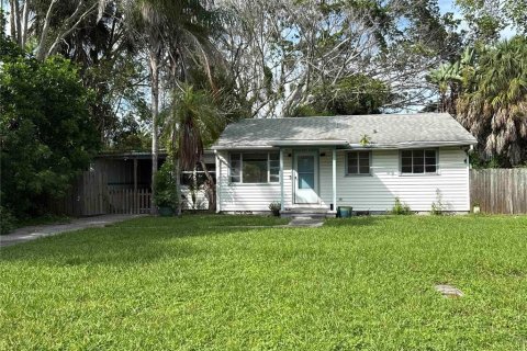 Villa ou maison à South Pasadena, Floride 3 chambres, 103.59 m2 № 2319281