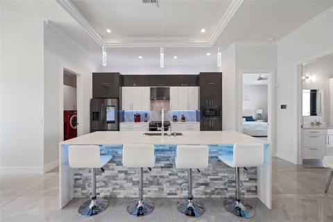 Casa en venta en Cape Coral, Florida, 4 dormitorios, 194.72 m2 № 2202274 - foto 26