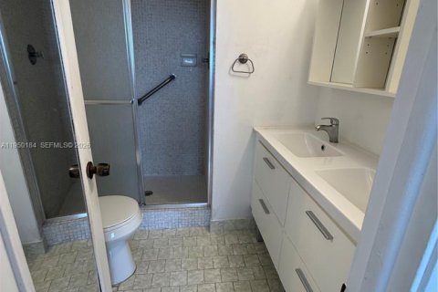 Снять в аренду кондоминиум в Санрайз, Флорида 2 спальни, 78.97м2, № 2005770 - фото 27