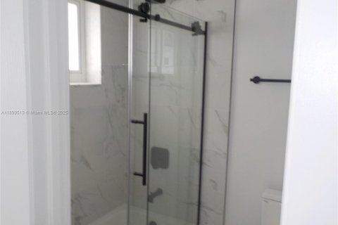 Villa ou maison à vendre à St. Lucie, Floride: 3 chambres, 172.98 m2 № 1950852 - photo 20