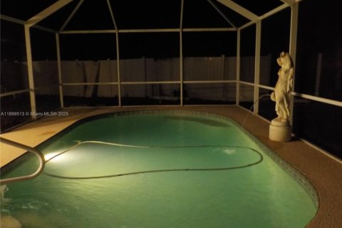Villa ou maison à vendre à St. Lucie, Floride: 3 chambres, 172.98 m2 № 1950852 - photo 28