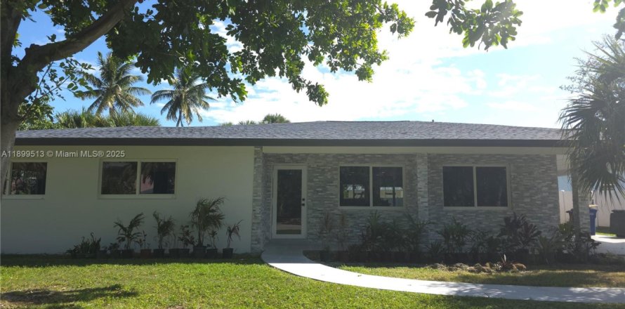 Villa ou maison à St. Lucie, Floride 3 chambres, 172.98 m2 № 1950852