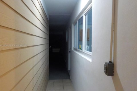 Villa ou maison à vendre à St. Lucie, Floride: 3 chambres, 172.98 m2 № 1950852 - photo 27