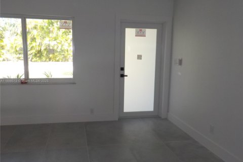 Villa ou maison à vendre à St. Lucie, Floride: 3 chambres, 172.98 m2 № 1950852 - photo 16