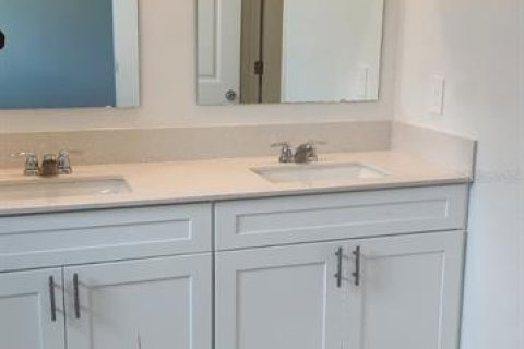 Townhouse in Kissimmee, Florida 3 bedrooms, 155.33 sq.m. № 1873407 - photo 8