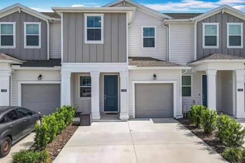 Townhouse in Kissimmee, Florida 3 bedrooms, 155.33 sq.m. № 1873407 - photo 1