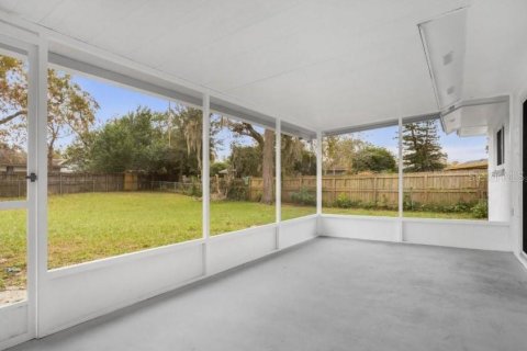 House in Casselberry, Florida 4 bedrooms, 166.67 sq.m. № 2393953 - photo 20